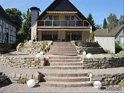 Habsch - Garten.Landschaft.Bau.